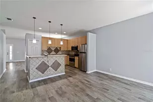 5214 60th Dr E, Bradenton, FL 34203 - Photo 9