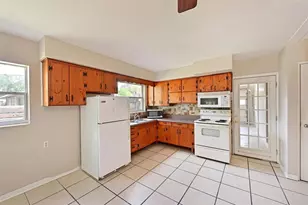 4808 19th St W, Bradenton, FL 34207 - Photo 9
