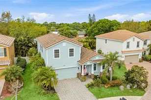 5603 Aaron Ct, Sarasota, FL 34232 - Photo 3