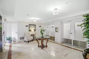 5246 Manorwood Dr, Sarasota, FL 34235 - Photo 19