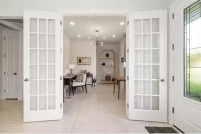 12314 Myrtle Bay Court, Sarasota, FL 34238 - Photo 15