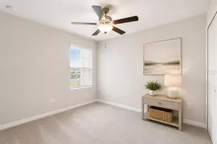 633 Royal Empress Dr, Ruskin, FL 33570 - Photo 7