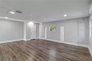 2380 Lockwood Meadows Way, Sarasota, FL 34234 - Photo 11