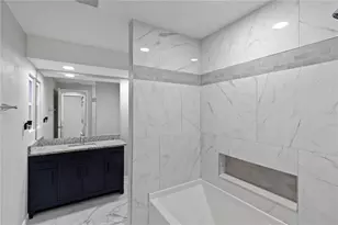 2380 Lockwood Meadows Way, Sarasota, FL 34234 - Photo 23