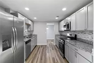 2380 Lockwood Meadows Way, Sarasota, FL 34234 - Photo 9