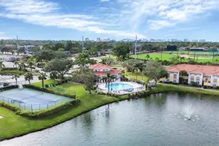 1015 Villagio Cir, Sarasota, FL 34237 - Photo 41