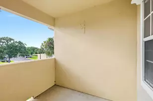 1015 Villagio Cir, Sarasota, FL 34237 - Photo 27