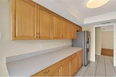3501 N Village Court #220, Sarasota, FL 34231 - Photo 17