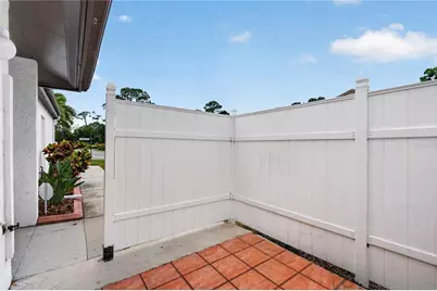 3501 N Village Court #220, Sarasota, FL 34231 - Photo 7