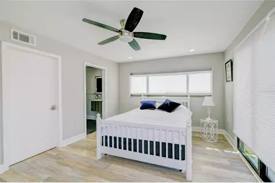 3636 Mineola Drive, Sarasota, FL 34239 - Photo 23