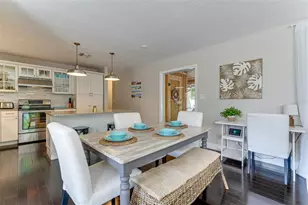 2363 Milford Cir, Sarasota, FL 34239 - Photo 5