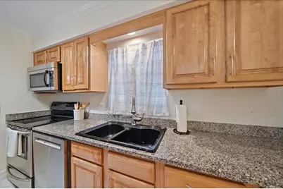 3360 S Osprey Avenue #104B, Sarasota, FL 34239 - Photo 13