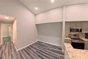 4102 Central Sarasota Pkwy, Sarasota, FL 34238 - Photo 9