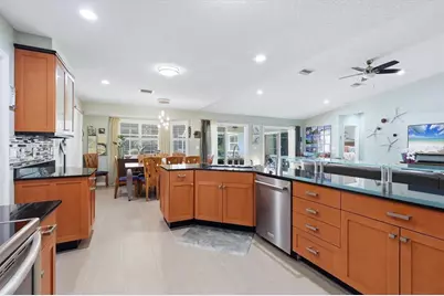 1880 Loma Linda Street, Sarasota, FL 34239 - Photo 13