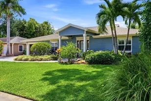 1880 Loma Linda St, Sarasota, FL 34239 - Photo 3