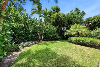 1880 Loma Linda Street, Sarasota, FL 34239 - Photo 31