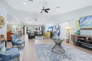 1880 Loma Linda St, Sarasota, FL 34239 - Photo 5