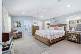 1880 Loma Linda St, Sarasota, FL 34239 - Photo 15