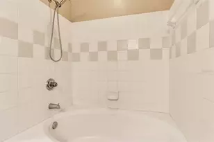 5511 Rosehill Rd, Sarasota, FL 34233 - Photo 23