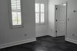 7592 Aguila Dr, Sarasota, FL 34240 - Photo 29