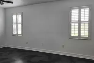 7592 Aguila Dr, Sarasota, FL 34240 - Photo 15