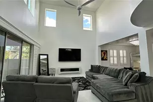 7592 Aguila Dr, Sarasota, FL 34240 - Photo 11