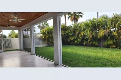 7592 Aguila Drive, Sarasota, FL 34240 - Photo 33
