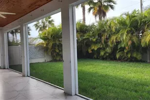 7592 Aguila Dr, Sarasota, FL 34240 - Photo 33