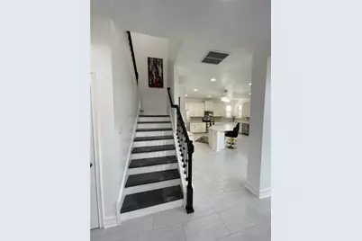 7592 Aguila Drive, Sarasota, FL 34240 - Photo 19