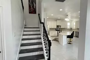 7592 Aguila Dr, Sarasota, FL 34240 - Photo 19