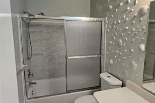 3851 59th Ave W, Bradenton, FL 34210 - Photo 15