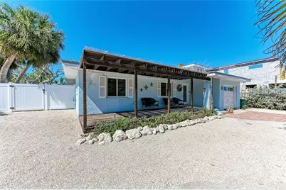 165 Crescent Drive, Anna Maria, FL 34216 - Photo 3