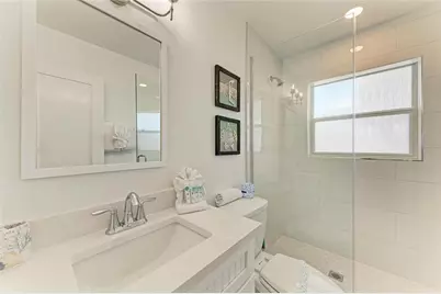 165 Crescent Drive, Anna Maria, FL 34216 - Photo 27