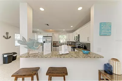 165 Crescent Drive, Anna Maria, FL 34216 - Photo 11