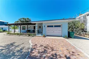 165 Crescent Dr, Anna Maria, FL 34216 - Photo 5