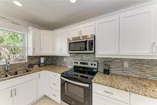 165 Crescent Dr, Anna Maria, FL 34216 - Photo 13