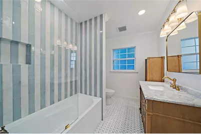 7746 Westmoreland Drive, Sarasota, FL 34243 - Photo 19