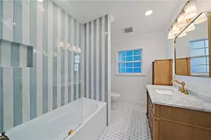 7746 Westmoreland Dr, Sarasota, FL 34243 - Photo 19