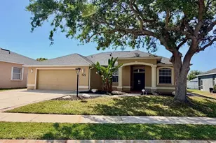 522 Hunter Ln, Bradenton, FL 34212 - Photo 1