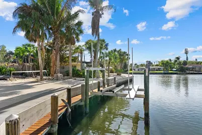 5448 Azure Way, Sarasota, FL 34242 - Photo 9