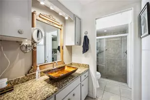 965 E Gondola Dr, Venice, FL 34293 - Photo 39