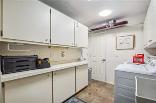 965 E Gondola Dr, Venice, FL 34293 - Photo 43