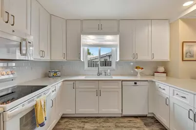 4395 Sarasota Avenue, Sarasota, FL 34234 - Photo 5