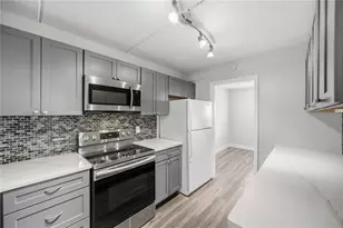 270 Santa Maria St, Venice, FL 34285 - Photo 11