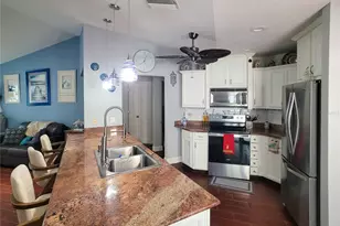 364 MacArthur Dr, Port Charlotte, FL 33954 - Photo 9