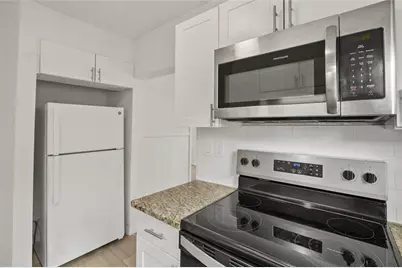 1618 43rd Street S, Saint Petersburg, FL 33711 - Photo 5