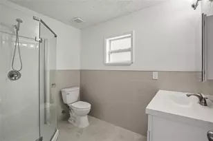 1618 43rd St S, Saint Petersburg, FL 33711 - Photo 11