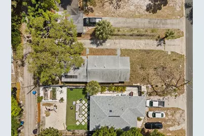 1618 43rd Street S, Saint Petersburg, FL 33711 - Photo 17