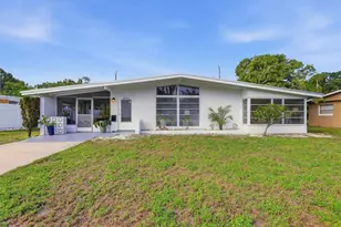 3876 Prudence Dr, Sarasota, FL 34235 - Photo 37