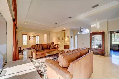 7825 Wilton Crescent Circle, University Park, FL 34201 - Photo 9